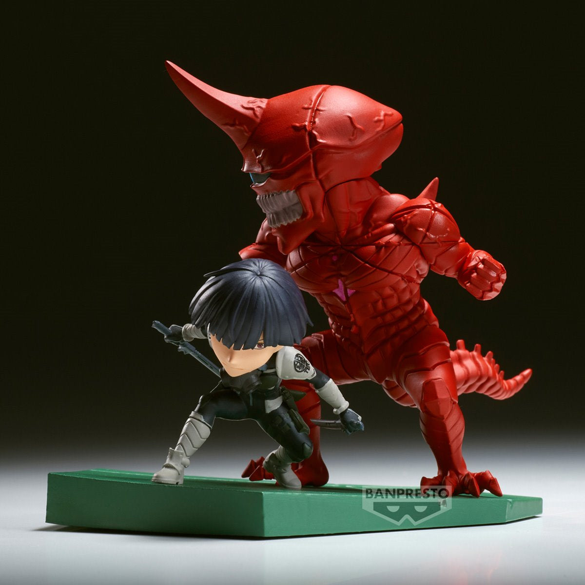 Figura Soshiro Hoshina vs Kaiju No. 10 WCF Log Stories BANDAI NAMCO Banpresto