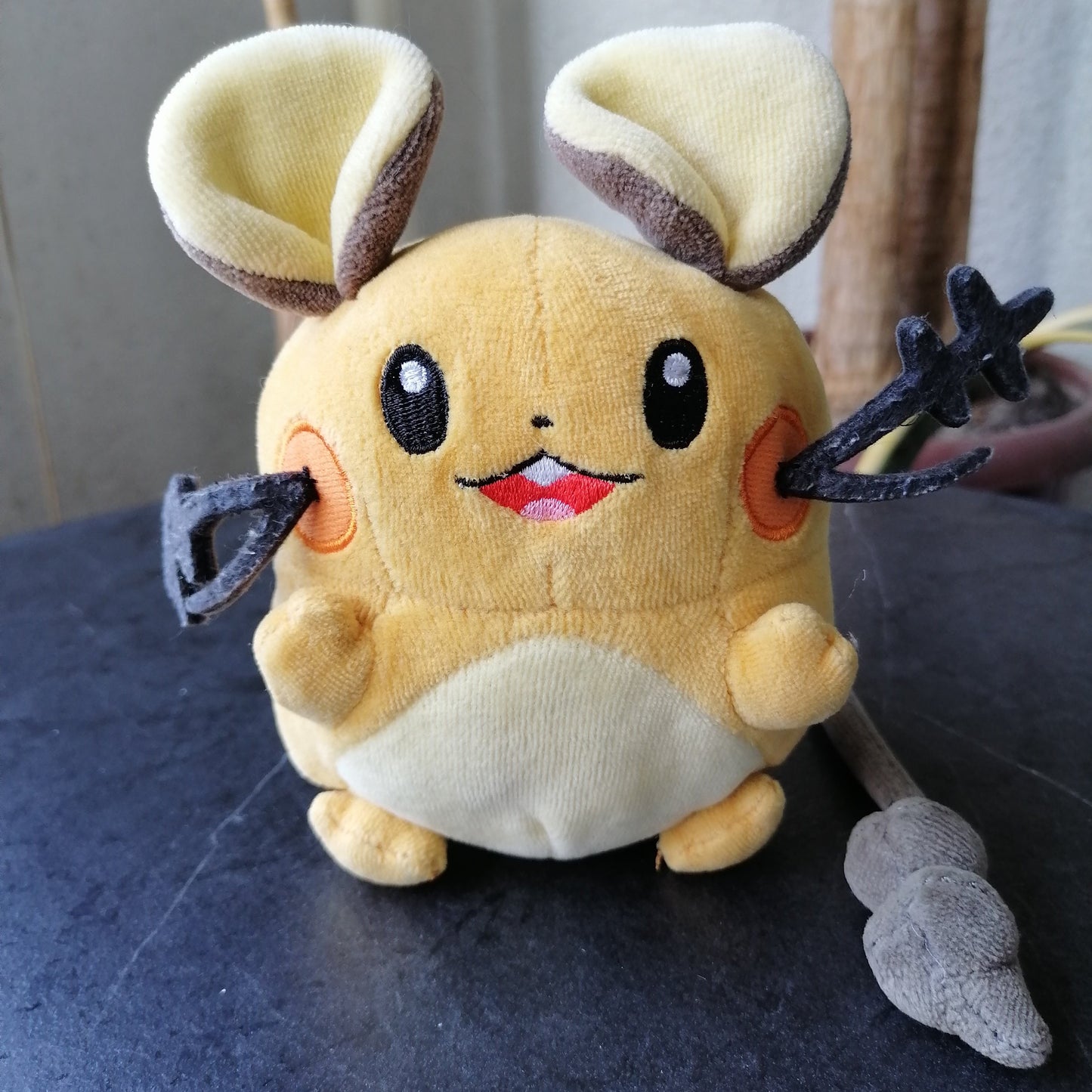 Peluche Dedenne