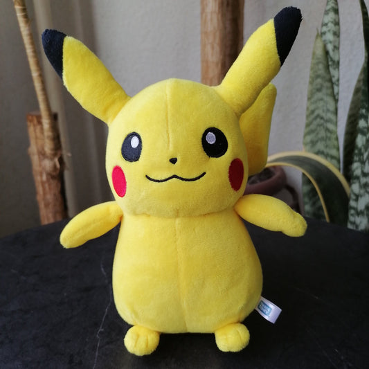 Peluche Pikachu Takara Tomy